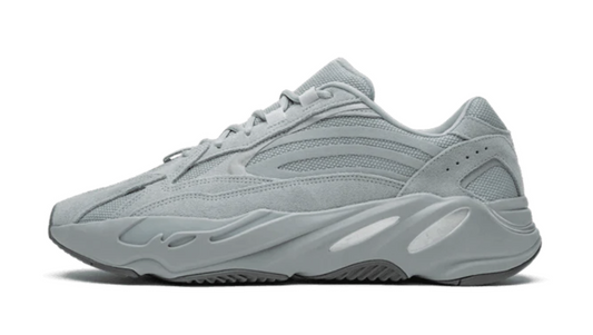 Yeezy 700s V2